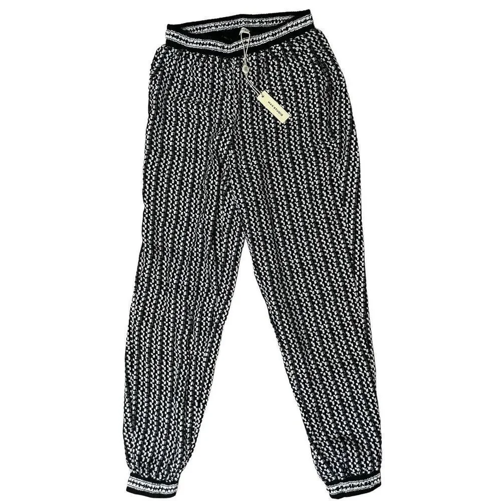 NWT Max Studio Elastic Geometric Black and White Pull‎ On Pants